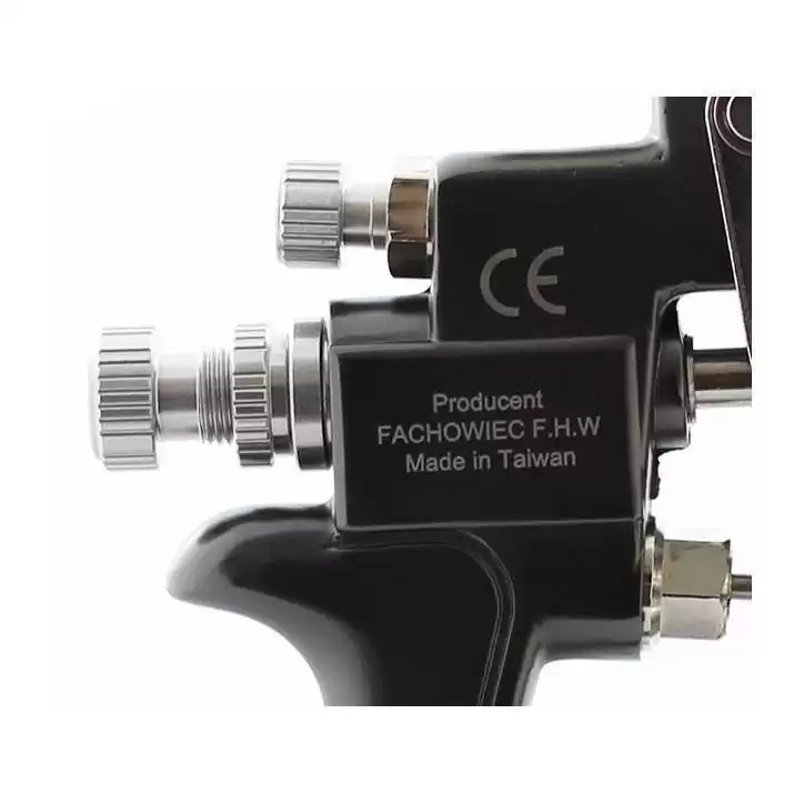 Pistolet lakierniczy EXPERT HVLP 1.7mm Pistolet lakierniczy EXPERT HVLP 1.7mm