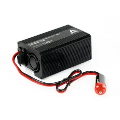 Samochodowa przetwornica napięcia 12 VDC / 230 VAC IPS-400 400W