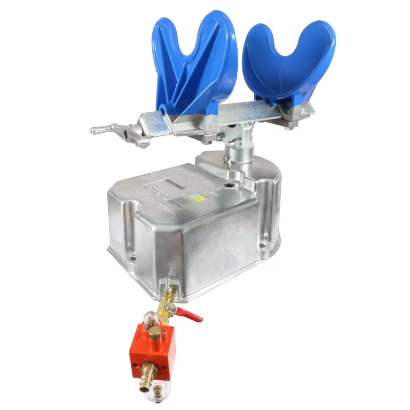 Pneumatyczny mieszacz farb wibracyjny. Pneumatyczny mieszacz farb wibracyjny.