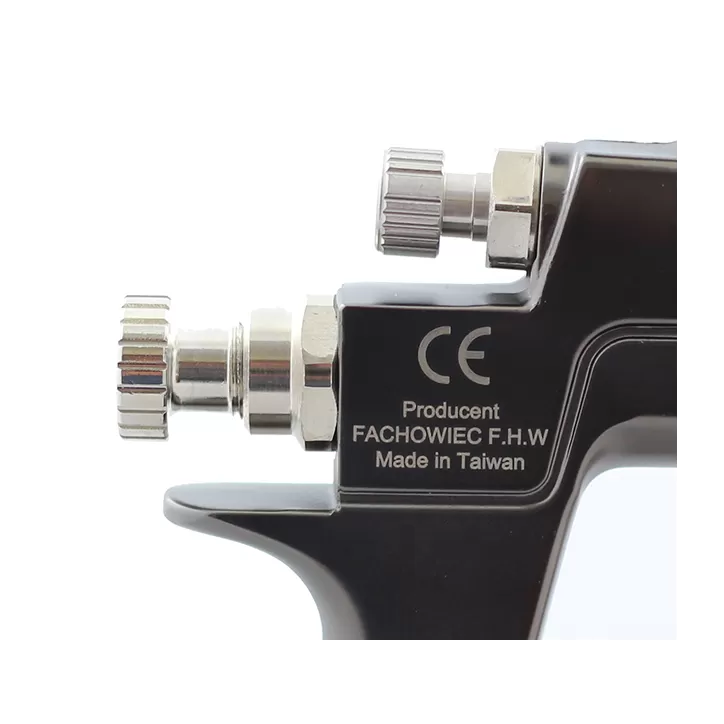 Pistolet lakierniczy LEADER HVLP 2.0mm zbiornik 600ml MODEL 1999-2021 Pistolet lakierniczy LEADER HVLP 2.0mm zbiornik 600ml MODEL 1999-2021