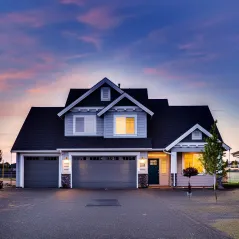 Listwa sieciowa Kruger&Matz 4 gniazda typu niemieckiego i 4xUSB 2100 mA Connect P6 Tuya