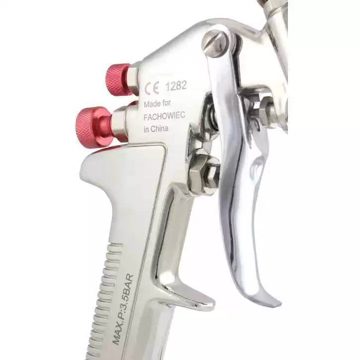 Pistolet lakierniczy W4001 HP 1.3mm zbiornik 600ml Pistolet lakierniczy W4001 HP 1.3mm zbiornik 600ml