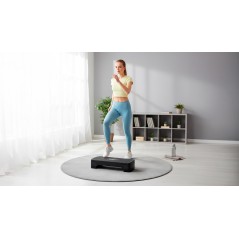 Step fitness REBEL ACTIVE 68cm, czarny – solidny wybór