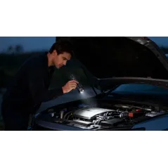 Latarka akumulatorowa dużej mocy (20W)