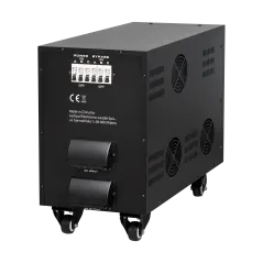 Automatyczny trójfazowy stabilizator napięcia KEMOT PROavr-30k