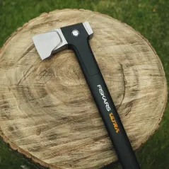 Siekiera rozłupująca Fiskars Ultra U32 – Las i ogród z Fiskars