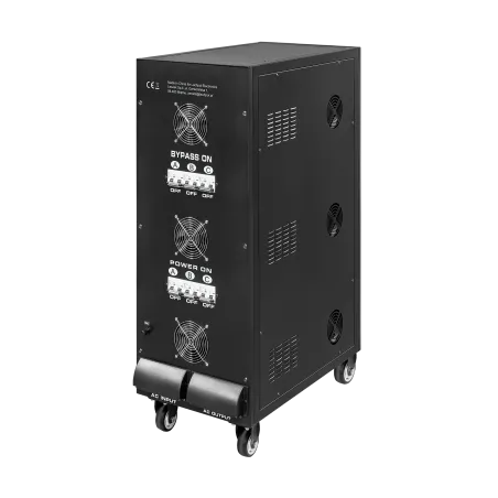 Automatyczny trójfazowy stabilizator napięcia KEMOT PROavr-80k