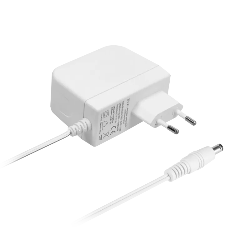 Zasilacz impulsowy 12V 2A 2,1/5,5 biały