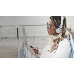 Bezprzewodowe słuchawki nauszne Kruger&Matz model Wave BT, kolor czarny