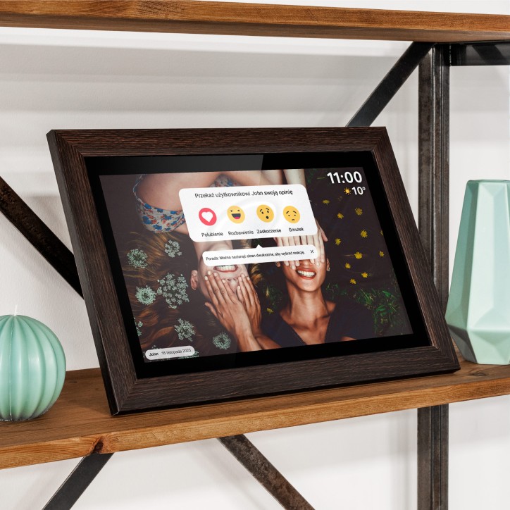 Cyfrowa ramka Kruger&Matz na zdjęcia FRAMEO Wi-Fi 10,1" drewniana ramka Cyfrowa ramka Kruger&Matz na zdjęcia FRAMEO Wi-Fi 10,1" drewniana ramka