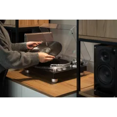 Gramofon Kruger&Matz model TT-602