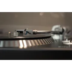 Gramofon Kruger&Matz model TT-602