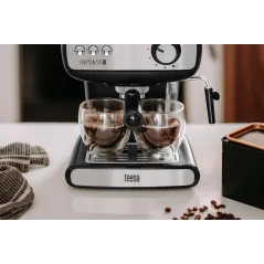 Kolbowy ekspres do kawy TEESA AROMA 400