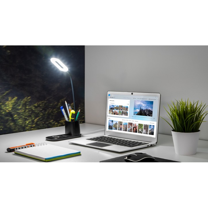 Lampka LED na biurko z ładowarką indukcyjną (czarna) Lampka LED na biurko z ładowarką indukcyjną (czarna)