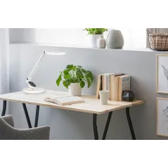 Lampka na biurko z wyświetlaczem (zegar, timer)