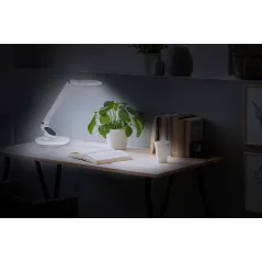 Lampka na biurko z wyświetlaczem (zegar, timer)