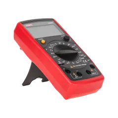 Miernik pojemności i rezystancji UT601