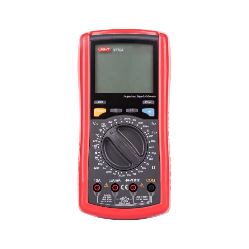 Miernik uniwersalny UT70A