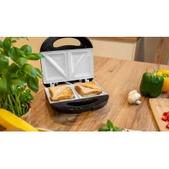 Opiekacz do kanapek z ceramicznymi wkładami