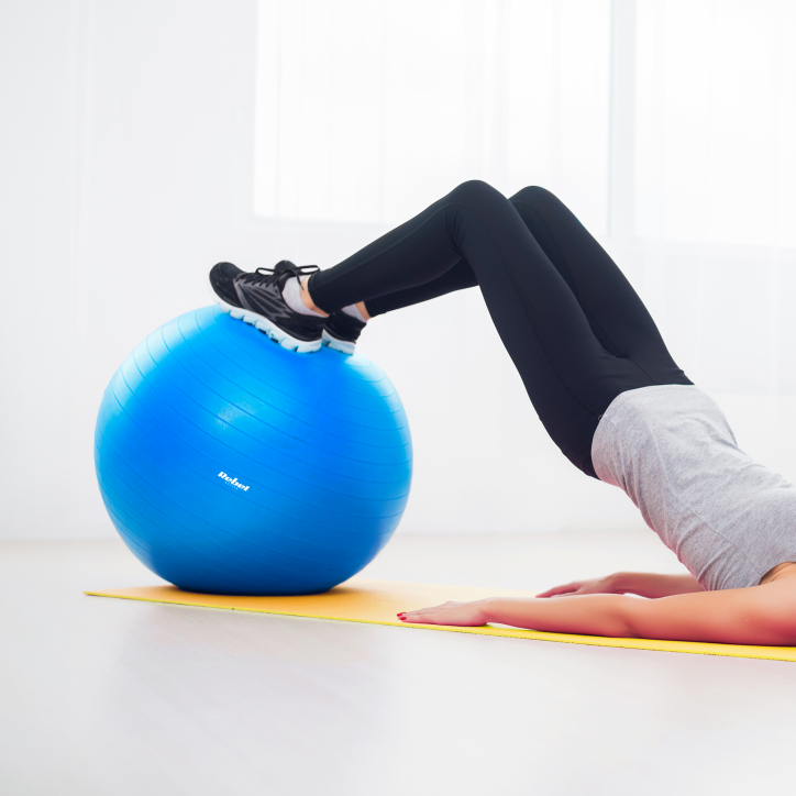 Piłka gimnastyczna rehabilitacyjna 65cm z pompką ręczną, kolor niebieski , REBEL ACTIVE Piłka gimnastyczna rehabilitacyjna 65cm z pompką ręczną, kolor niebieski , REBEL ACTIVE