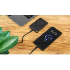POWER BANK indukcyjny Kruger&Matz 10000 mAh Mag Safe czarny