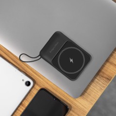 POWER BANK indukcyjny Kruger&amp;Matz 10000 mAh Mag Safe niebieski – szybko ładuj!