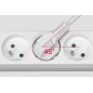 Przedłużacz sieciowy Rebel 3 gniazda + 2 gniazda USB, z wyłącznikiem - 3m Przedłużacz sieciowy Rebel 3 gniazda + 2 gniazda USB, z wyłącznikiem - 3m