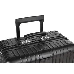 Średnia walizka aluminiowa na kółkach Kruger&Matz czarna