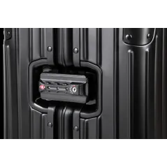 Średnia walizka aluminiowa na kółkach Kruger&Matz czarna