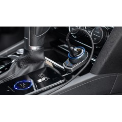 Transmiter samochodowy FM z funkcją bluetooth.