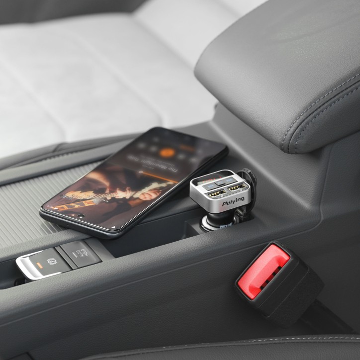 Transmiter samochodowy z funkcją bluetooth (2x USB) Transmiter samochodowy z funkcją bluetooth (2x USB)