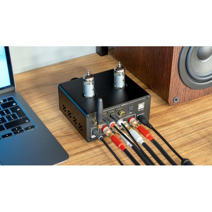 Wzmacniacz lampowy stereo Kruger&Matz model A60 Wzmacniacz lampowy stereo Kruger&Matz model A60