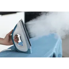 Żelazko z generatorem pary Teesa SMOOTH STEAM S500