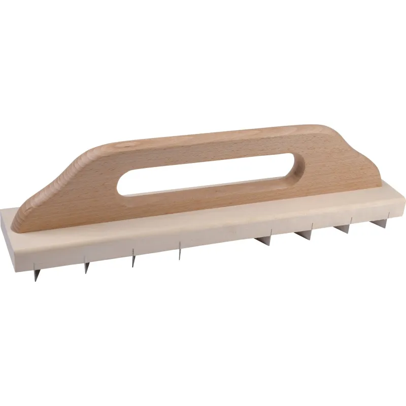 Zdzierak do tynków, drewniany