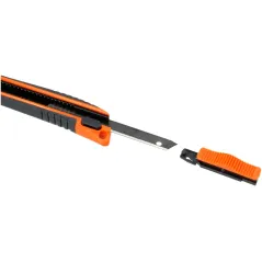 Nóż z ostrzem łamanym 9 mm, czarne ostrze SK4, miękki uchwyt