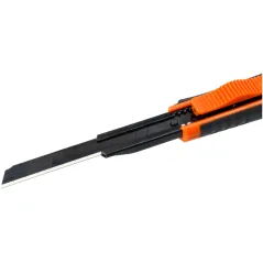 Nóż z ostrzem łamanym 9 mm, czarne ostrze SK4, miękki uchwyt