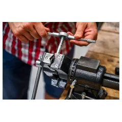 Imadło 100mm , obrotowe 360 stopni, żeliwne