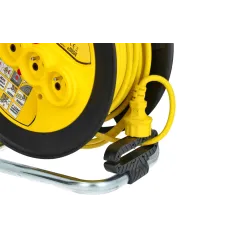 Przedłużacz bębnowy 40 m, 3 x 1.5mm, 16 A, cztery gniazda, IP20, z uziemieniem i zabezpieczeniem przeciążeniowym