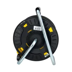 Przedłużacz bębnowy 40 m, 3 x 1.5mm, 16 A, cztery gniazda, IP20, z uziemieniem i zabezpieczeniem przeciążeniowym