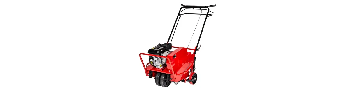 Lawn Aerators – Choose the Right Tool for Your Garden